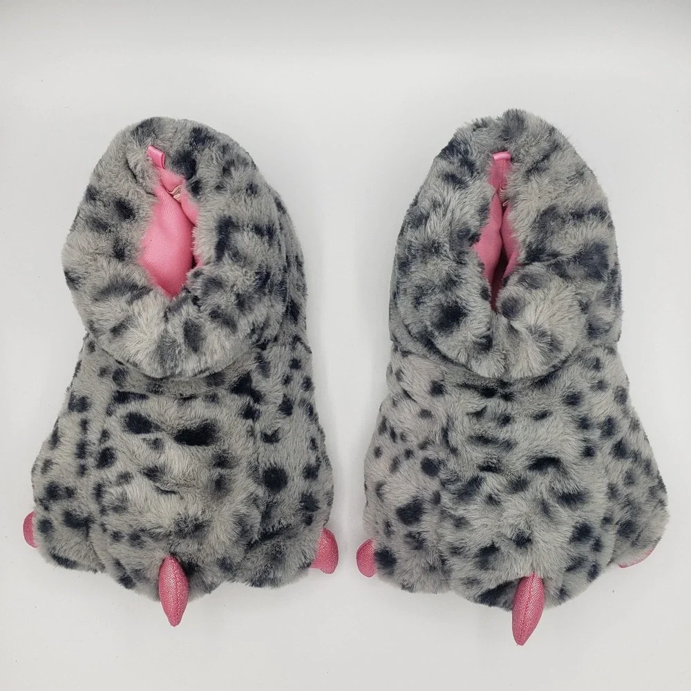 Cute and Cozy Wonder Nation Girls‎ 4-5 or Womens 6-7 Gray Monster Slippers